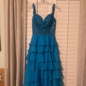 Sherri Hill prom dress